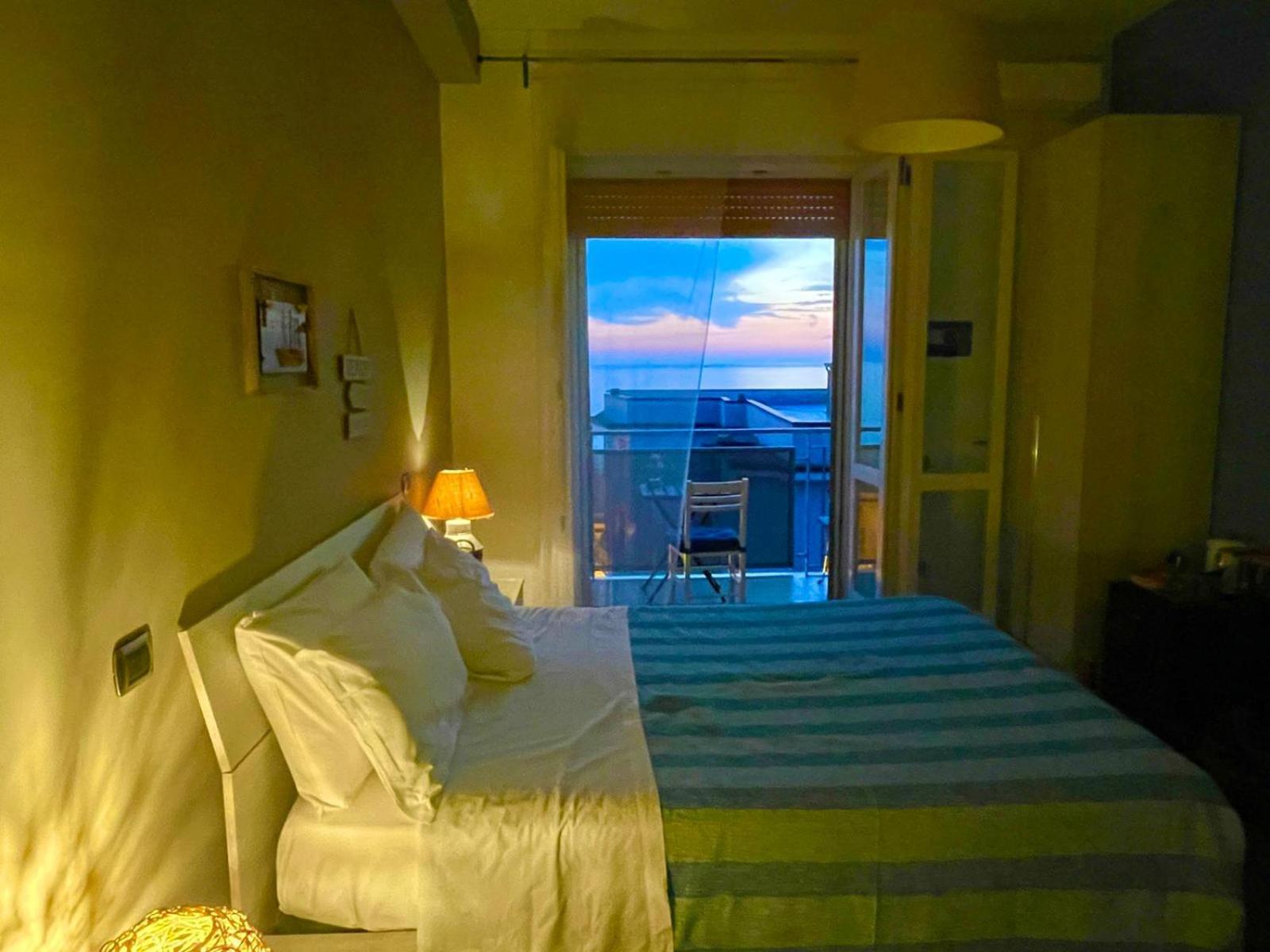 Acquasalata Bed and Breakfast Salerno Eksteriør billede